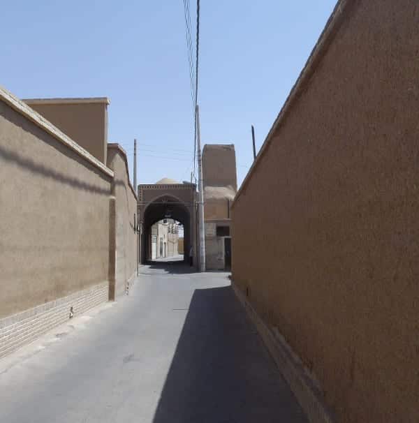 Labyrinth of alleys in Kashan