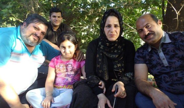 Rencontre d'une famille à Abyaneh