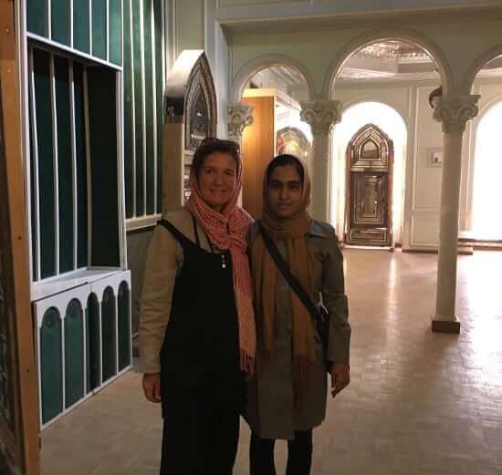 Rencontre au musée des miroirs à Yazd