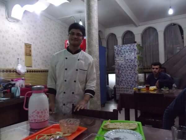 Le serveur de notre cantine à Yazd